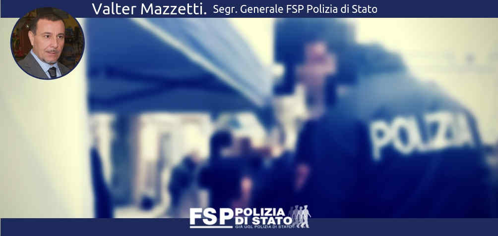 Lega poliziotti al gazebo