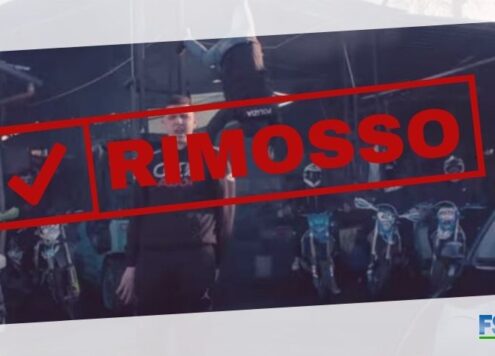 rimosso video rapper fuma
